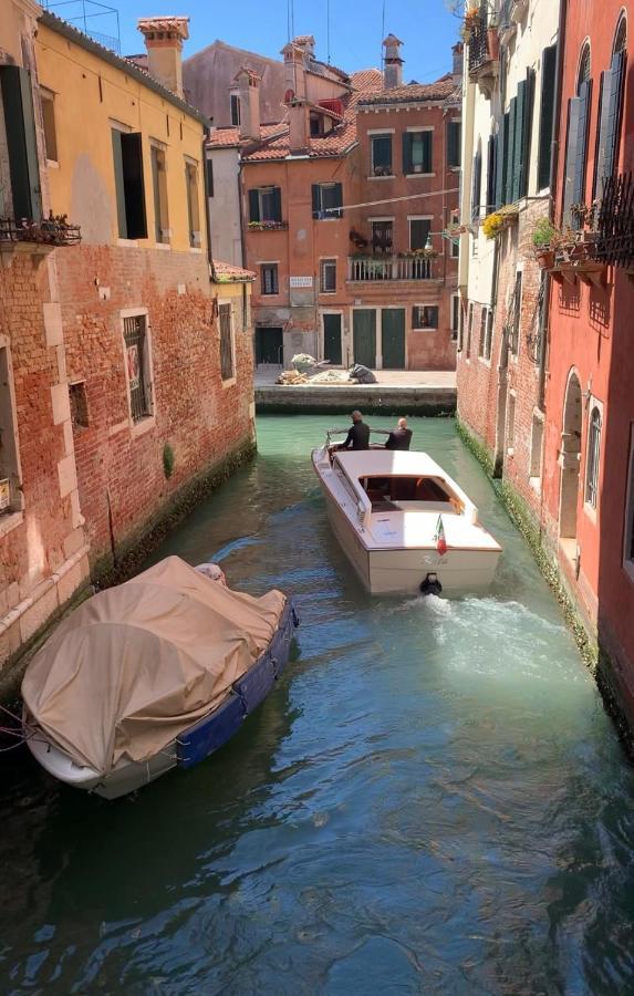 Casa Al Ponte Scudi - 4 Windows On The Canal Venice
